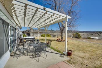 Spacious Cañon City Home w/ Sauna & Sunroom!
