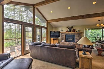 Sprawling Fraser Cabin w/ Hot Tub, Deck & Wifi!