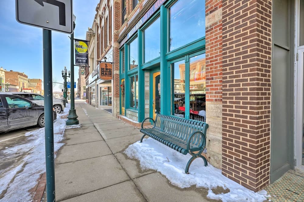 Cherokee Vacation Rental - On Main Street!