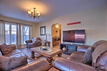 Downtown Cedar City House < ½ Mile to SUU Campus!