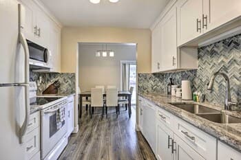 Fraser Condo w/ 2 Hot Tubs, Near Winter Park