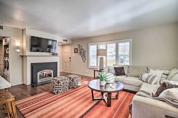 Modern Reno Abode Near Parks & Casinos!