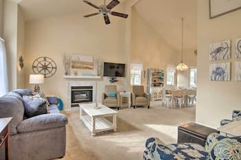 Ocean Pines House w/ Screened-in Deck & Grill!