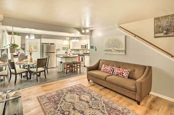 Fort Worth Retreat: Fenced Yard w/ Fire Pit!