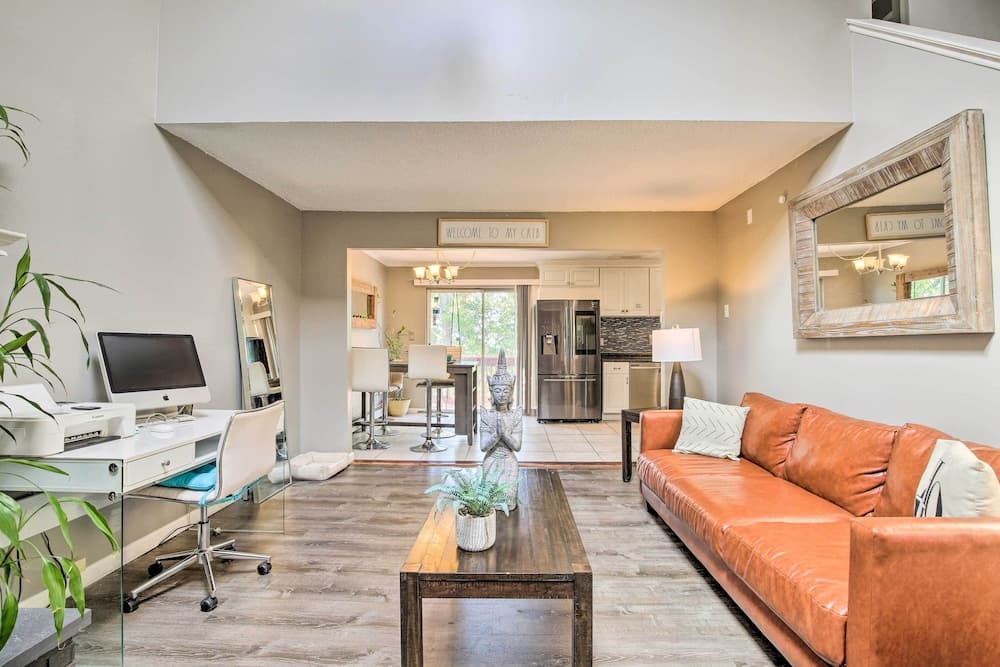 Waterbury Home: Playground & Porch Swing