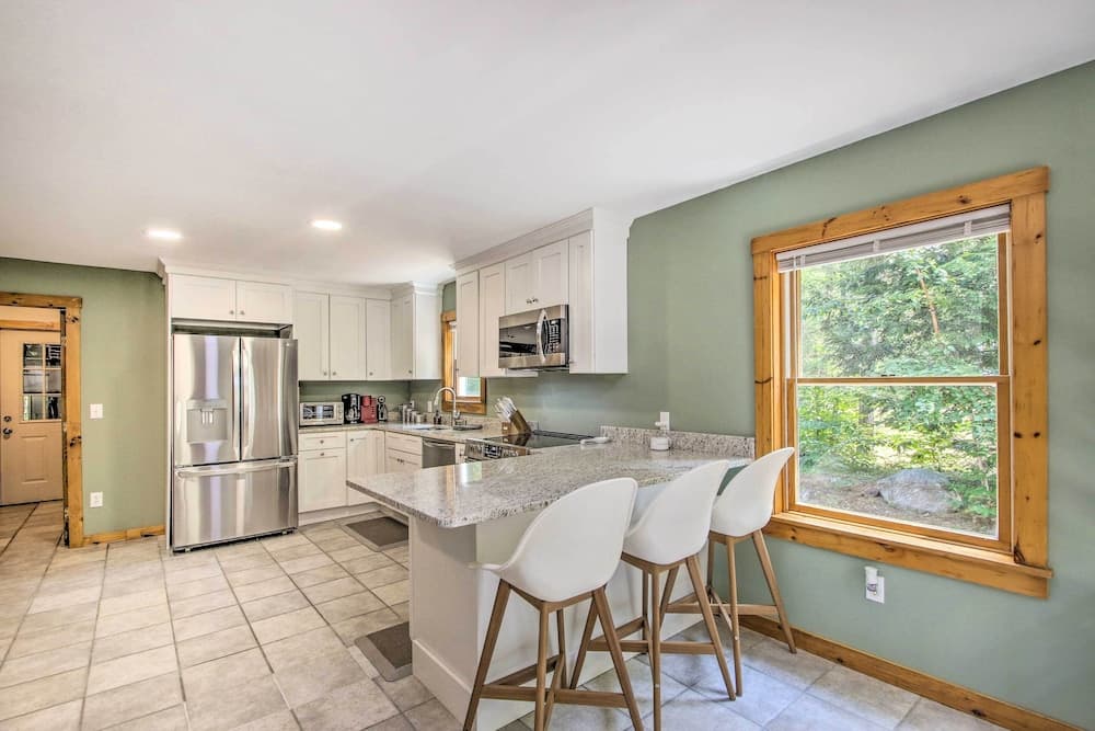 Waterfront Lakes Region Home on Private Cove!