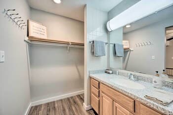 Village of Loon Condo in White Mtns w/ Pool Access