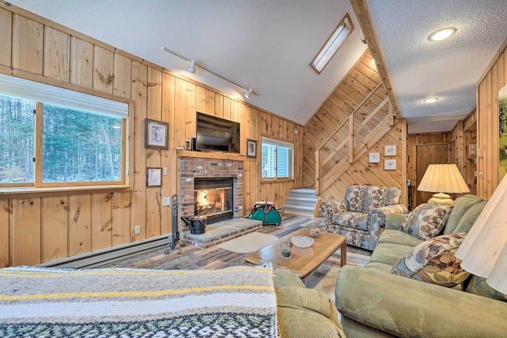 Relaxing Home Mins From Mt Snow, Hiking, & Lakes