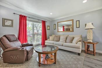 Houston Home With Private Outdoor Pool!