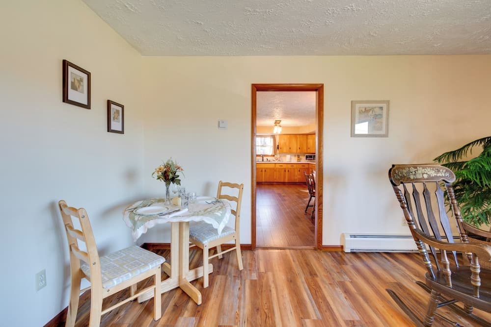 Peaceful Horseheads Hideaway w/ Deck & Yard!