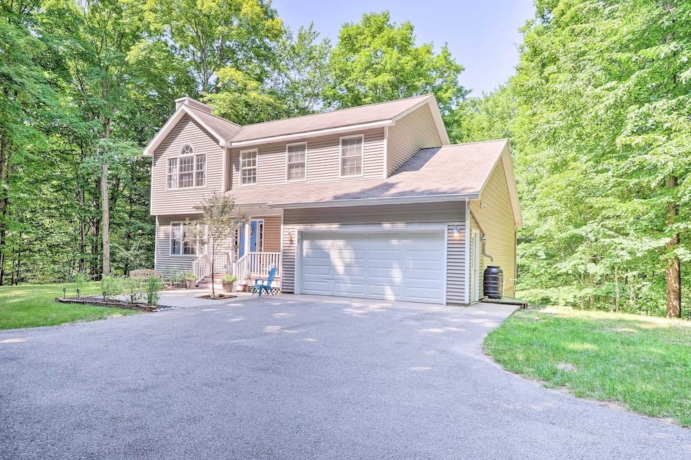 Beulah Family Home ~ 2 Mi to Dtwn + Beach!