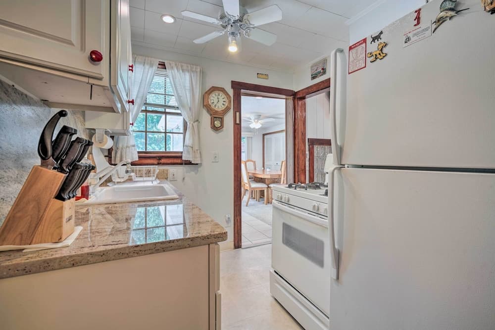 Dog-friendly Waretown Home w/ Furnished Deck!