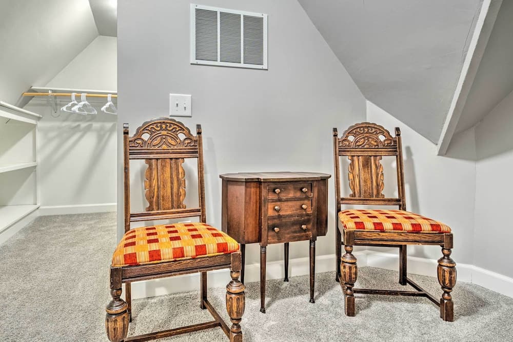 Charming Greencastle Home < 1 Mi to Depauw!