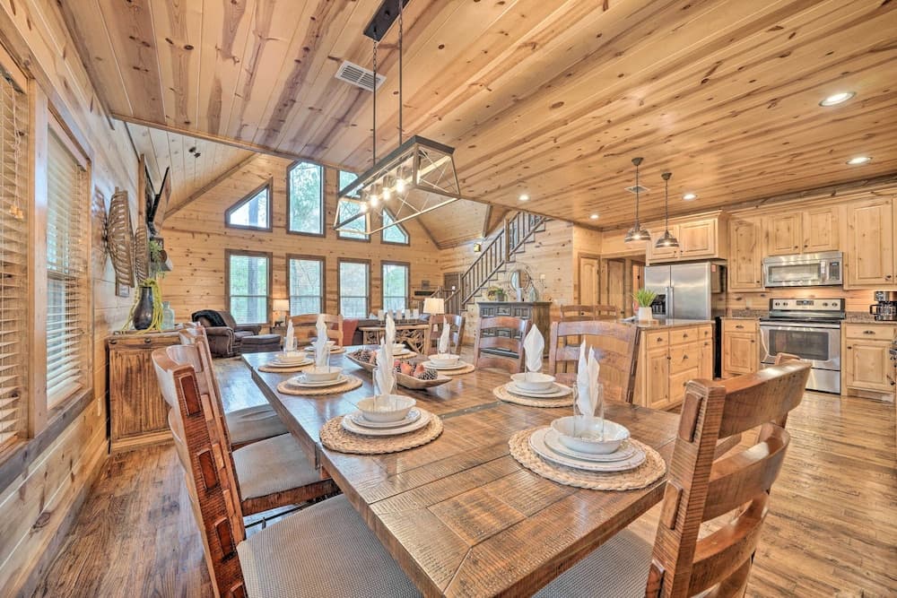 Expansive Broken Bow Cabin w/ Hot Tub & Playset!