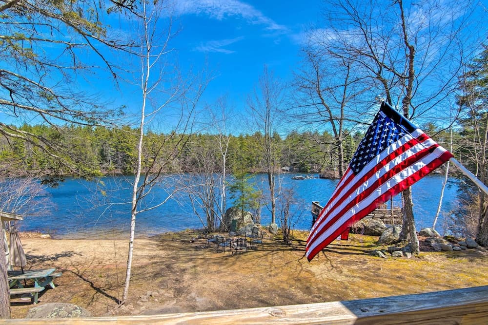 Lakefront Retreat w/ Kayaks, Grill, Fire Pit!