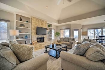 Lovely Spicewood Cottage w/ Patio & Grill!