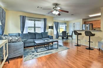 Pet-friendly Dallas Home w/ Fenced Backyard!