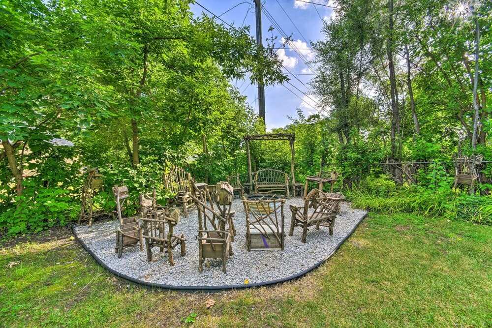 Sunny Clawson Home w/ Yard - Walk to Main St!