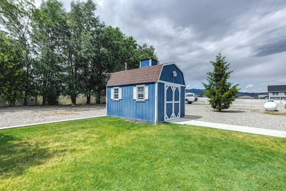 Tranquil Indigo Getaway < 3 Mi to Hot Pools!