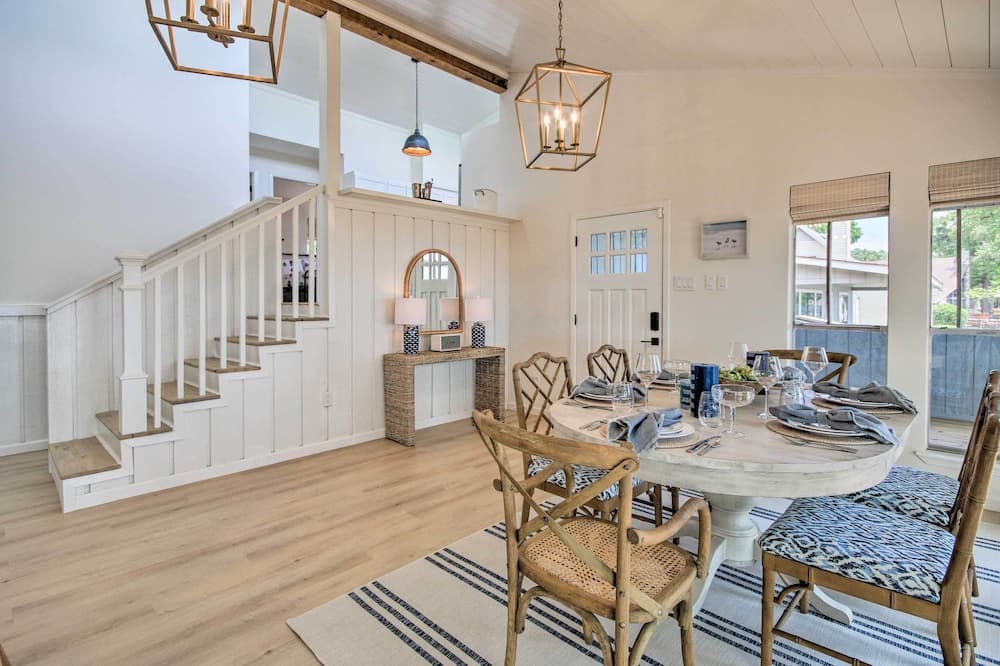 Waterfront Livingston Home w/ Dock & Porch!