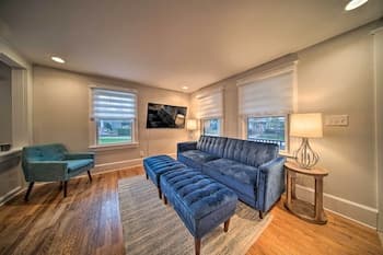 Charming Cleveland Home ~ 3 Mi to Lake Erie!