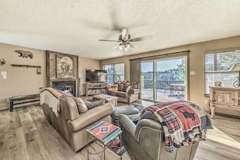 Alto Cabin w/ Lake, Wildlife & Mountain Views