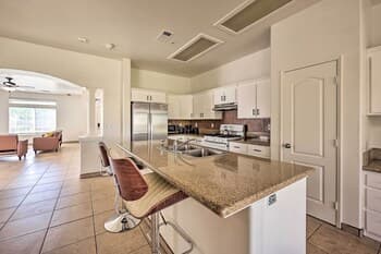 Inviting Bakersfield Home w/ Spacious Yard!