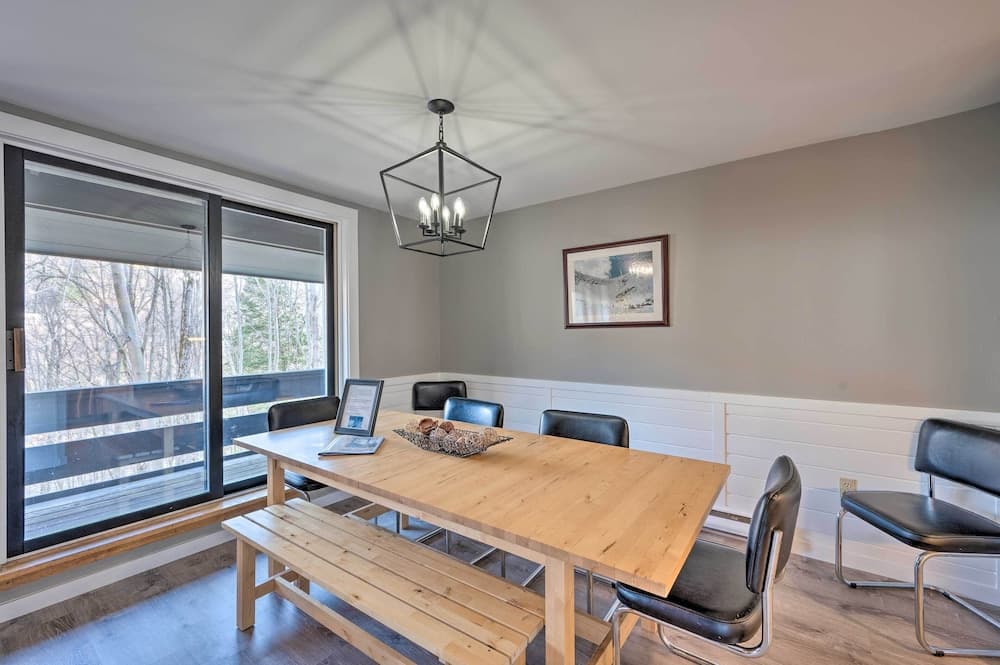 Lincoln Retreat w/ Village of Loon Amenity Access