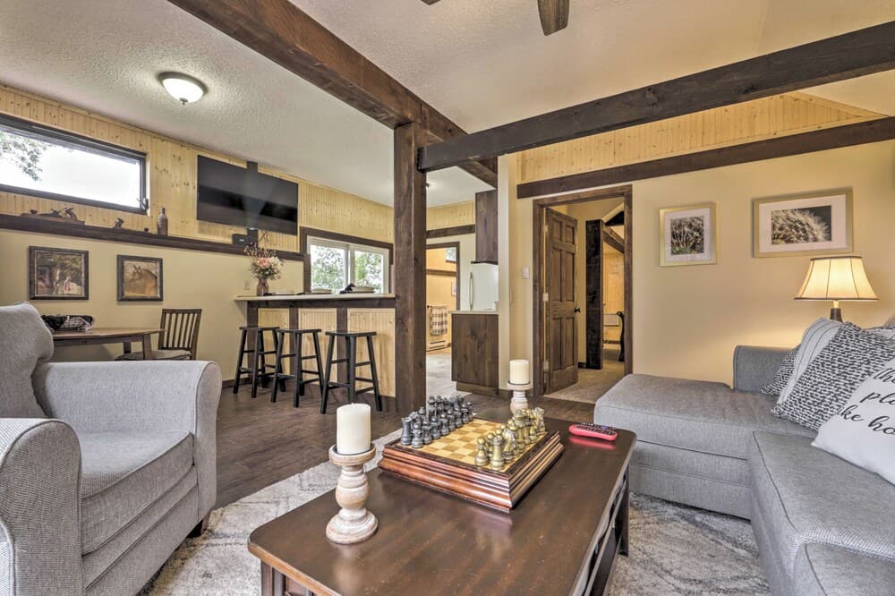 Private Guest House w/ Deck + Spectacular Views!