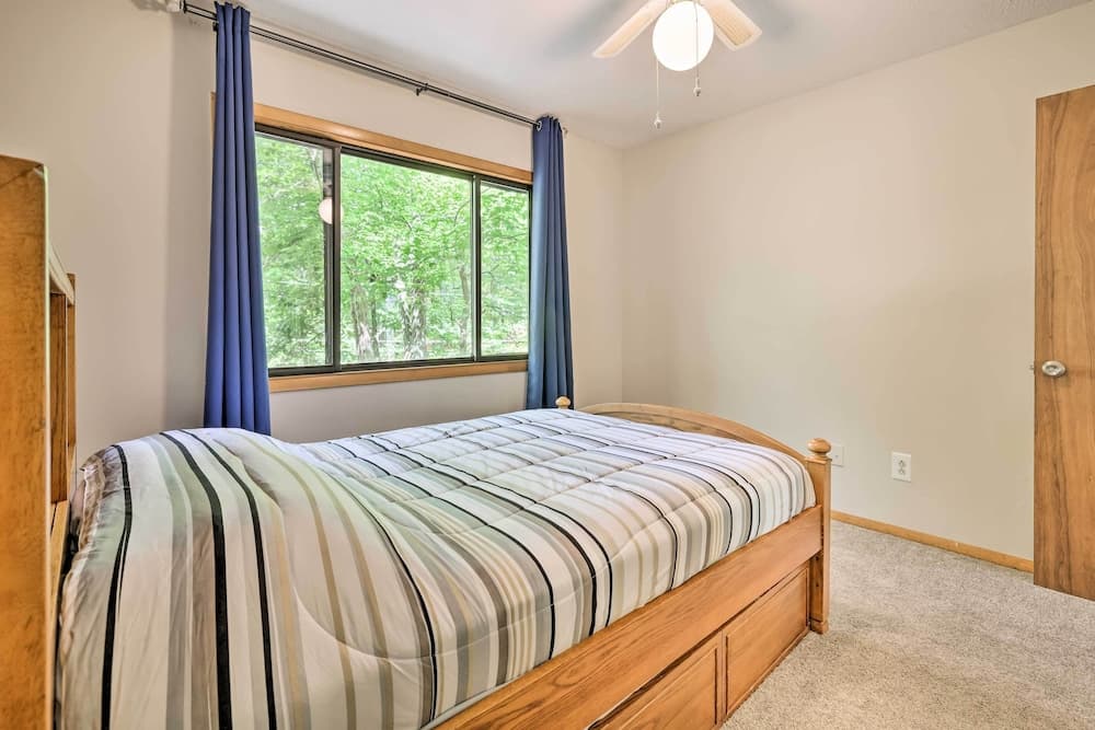 'resting Bear Chalet' w/ Community Amenities!