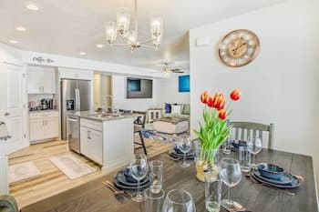 Garden City Vacation Rental - 1 Mi to Beach!