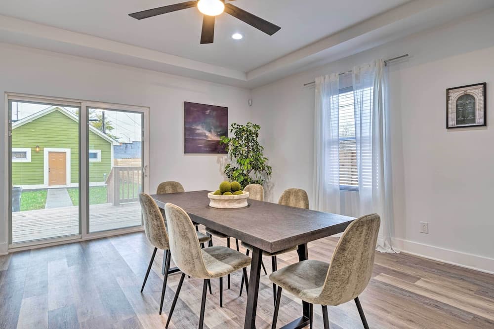 Indianapolis Vacation Home: 3 Mi to Dtwn!