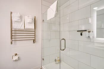 Modern Park City Retreat: Ski-in/ski-out Condo!