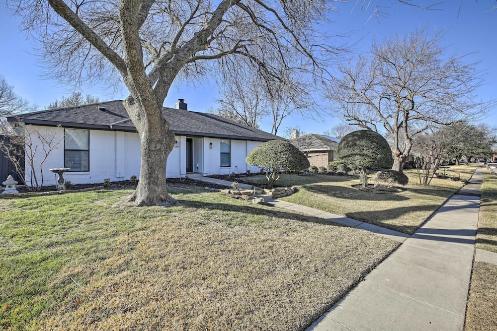 Stunning Plano Home w/ Private Pool & Hot Tub