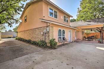 Spacious Home w/ Patio < 16 Mi to Dtwn Dallas