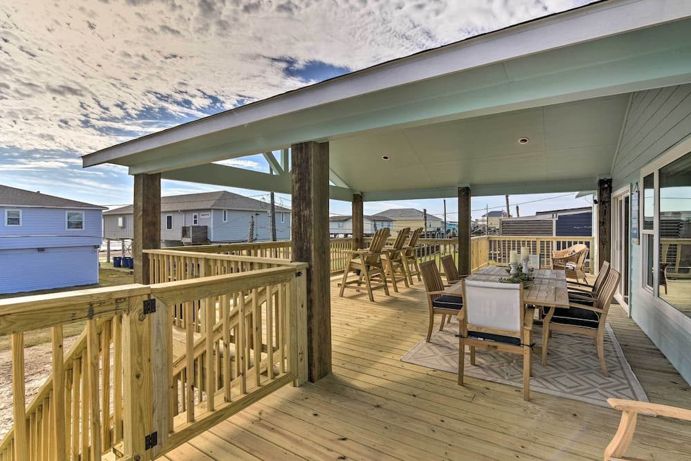 Surfside Beach Vacation Rental w/ Ocean Views