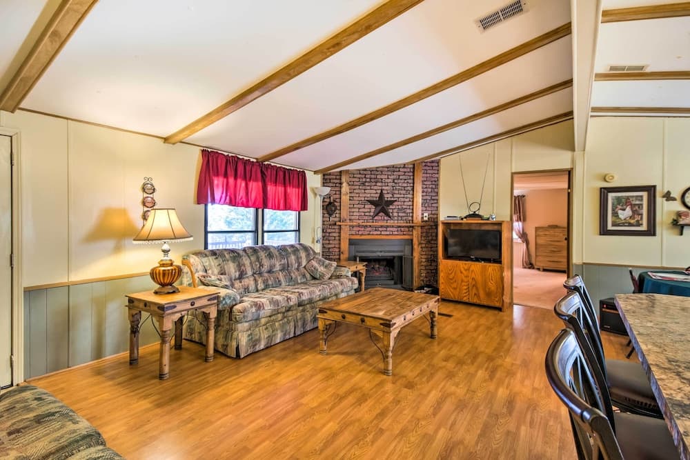 Waterfront House w/ Boat Slip on Lake Eufaula!