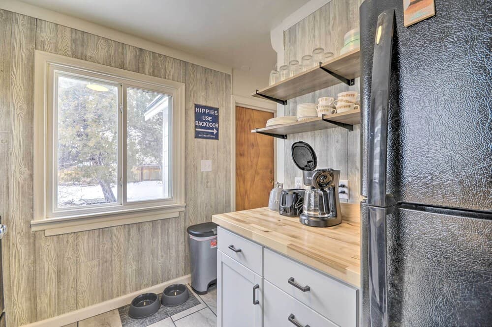 Central Thermopolis Home: 1 Mi to Hot Springs!