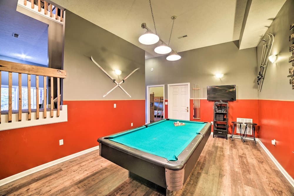 Family-friendly Massanutten Home w/ Slope Views!