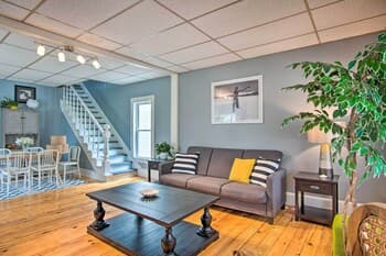 Lakeside Manistee Home < 1 Mi to Beach & Bars