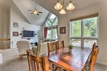 Lake Harmony Villa: Walk to Big Boulder Mountain!