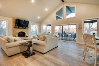 Lakefront Grand Lake Family House w/ Game Room!