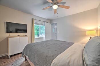 Quiet House Near Houghton Lake w/ Fire Pit!