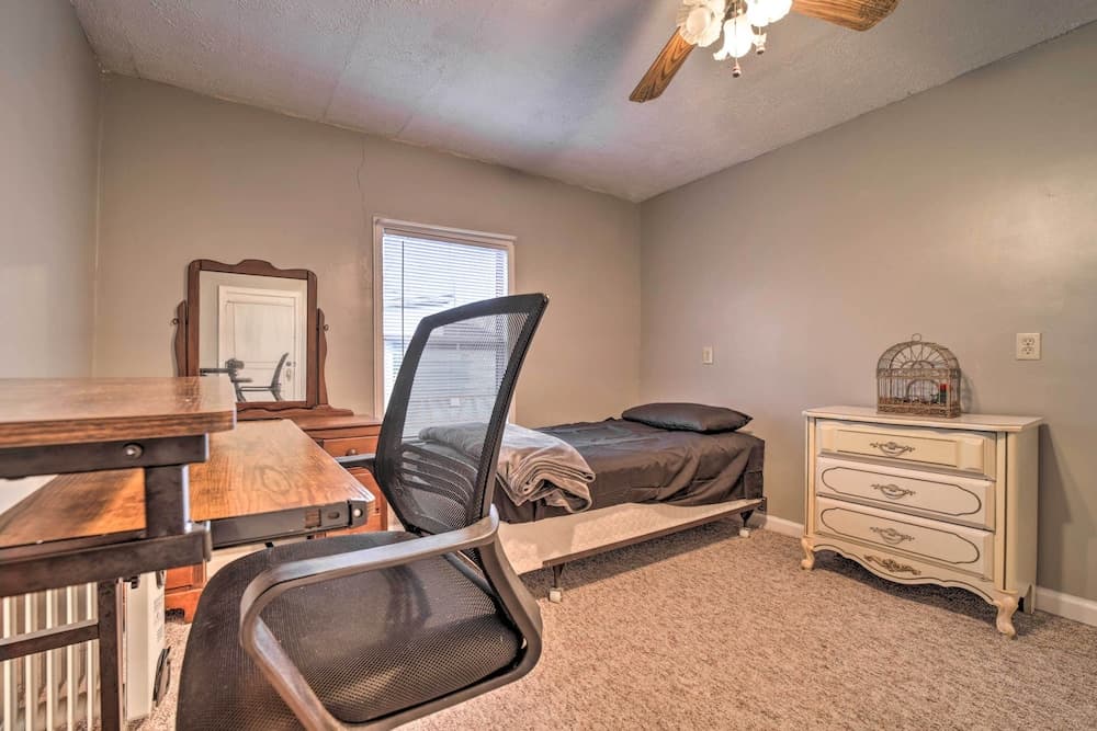 Unplugged Bryson City Cabin Near Downtown