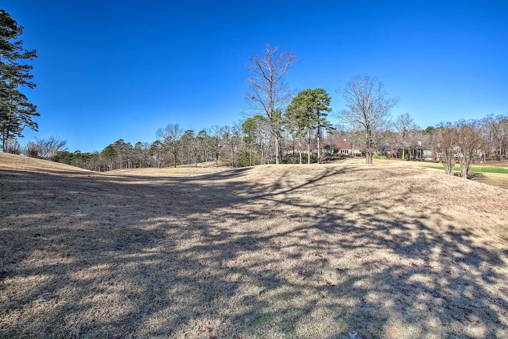 Hot Springs Village Home on Golf Course!