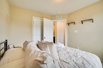 Lovely Townhome Near Museum & Historic Sites!