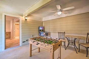 Lake Livingston Retreat w/ Boat Dock & Slip!