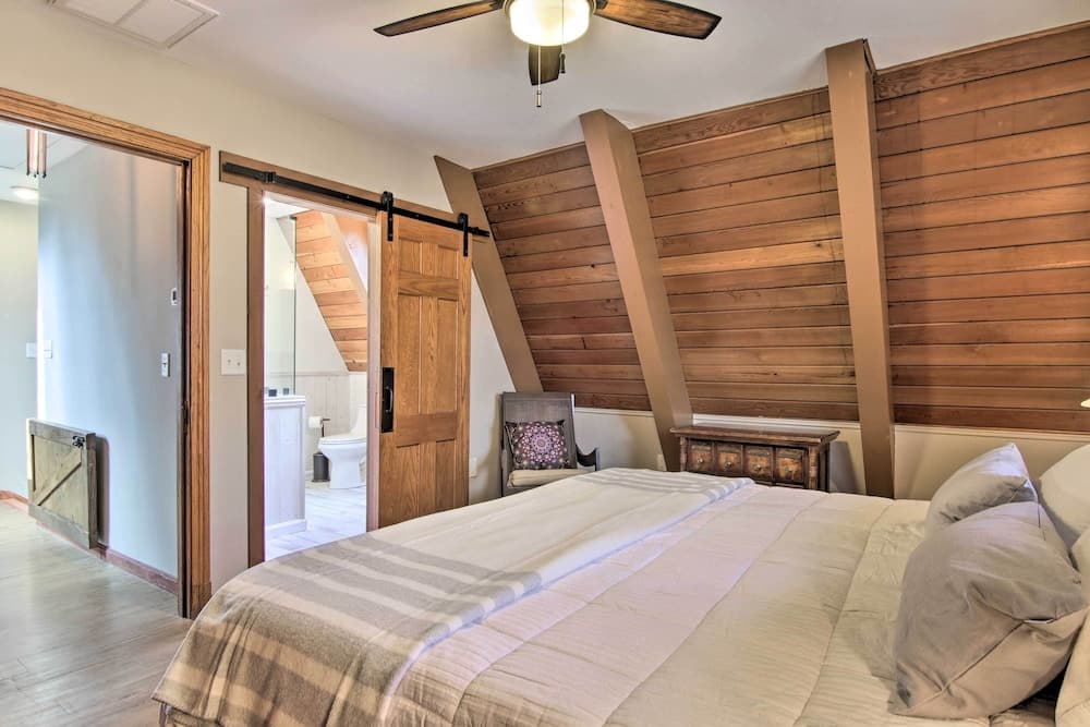 Peaceful Georgetown Home - 13 Mi to Lewes Beach!