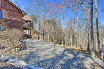 Smoky Mountain Vacation Rental w/ Deck!