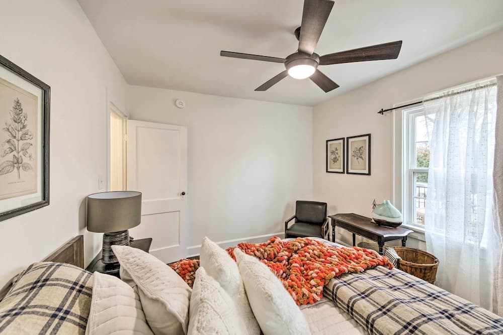 Renovated Bloomington Home - Steps to Campus!